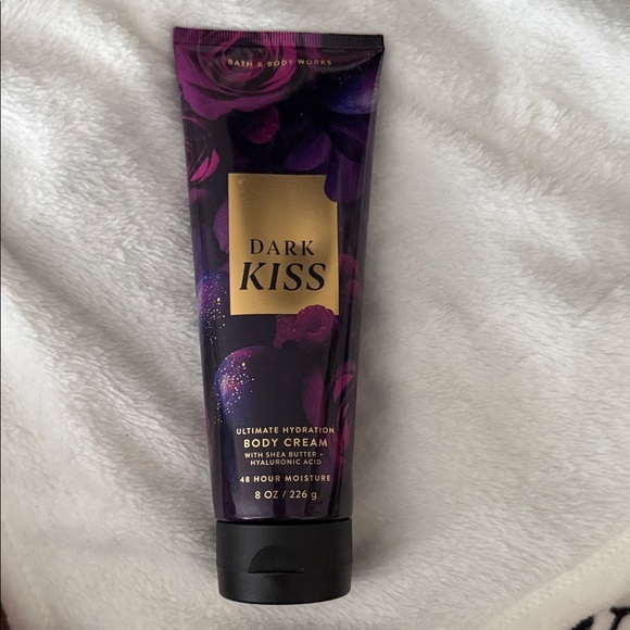 Bath & Body Works Other - Bath & Body Works Dark Kiss Body Cream - Deep Purple Floral